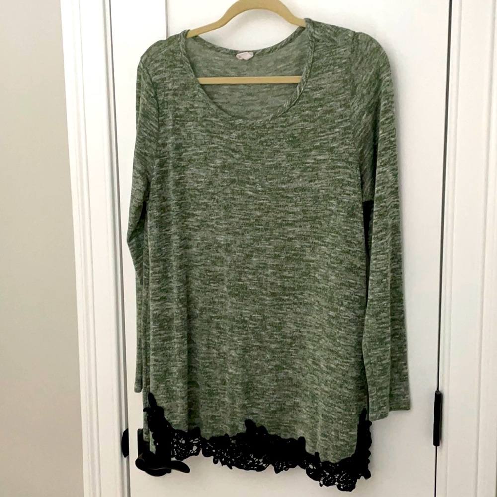 Pink blush green & lace top